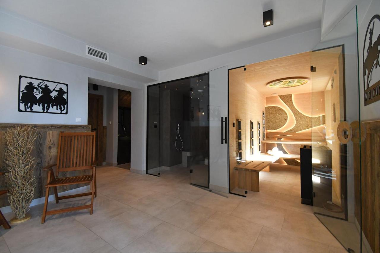 Hotel Mazuria Country & Spa Мронгово Екстериор снимка