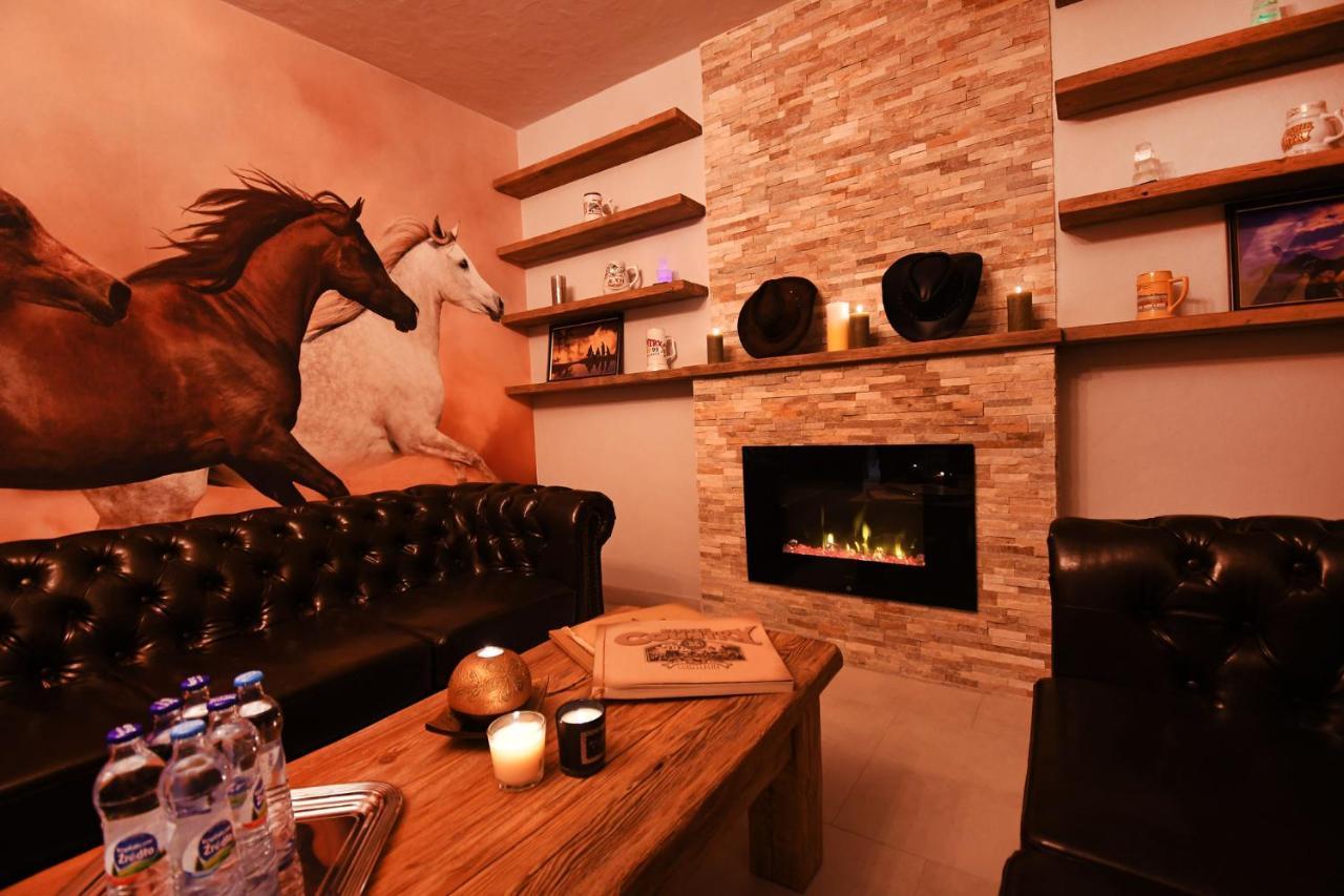 Hotel Mazuria Country & Spa Мронгово Екстериор снимка
