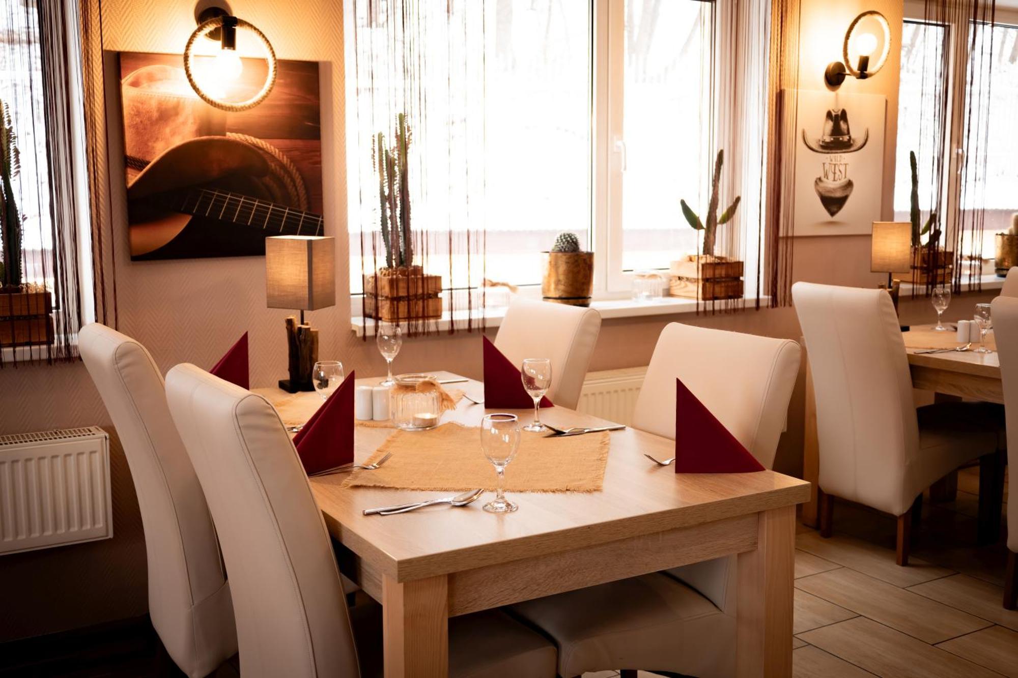 Hotel Mazuria Country & Spa Мронгово Екстериор снимка
